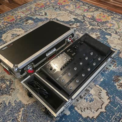 Line 6 Helix Floor Processor Pedal w/Road Case + Packaging image 4