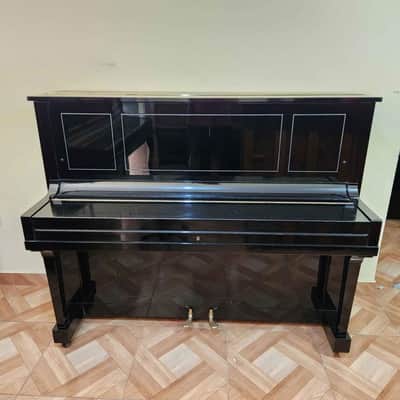 Yamaha U1 upright japanese piano image 2