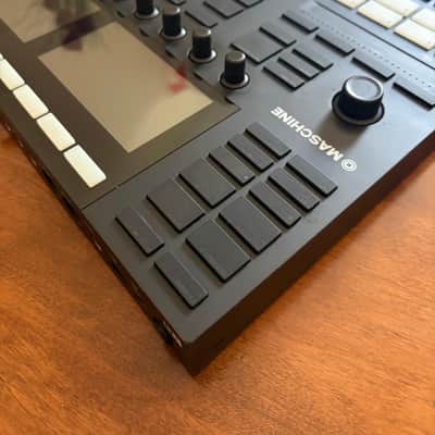 Native Instruments Maschine MKIII 2010s - Black image 7