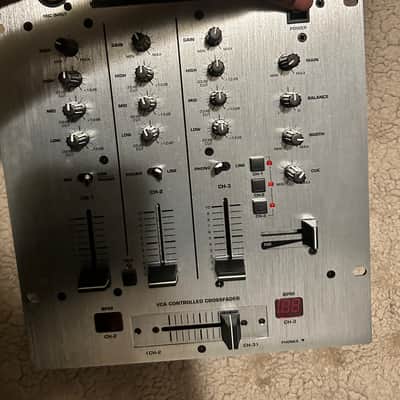 Behringer Pro Mixer DX626 3-Channel DJ Mixer 2010s - Standard image 4
