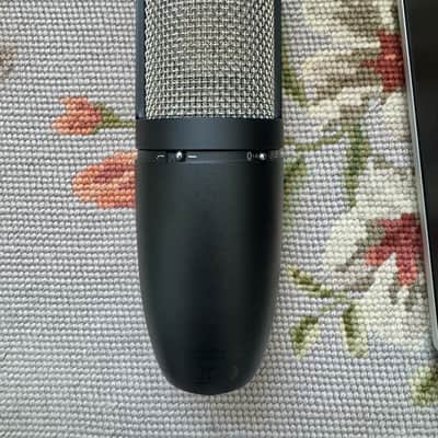 AKG P420 Perception 420 Multi-Pattern Large-Diapraghm Condenser Microphone 2010s - Black image 3