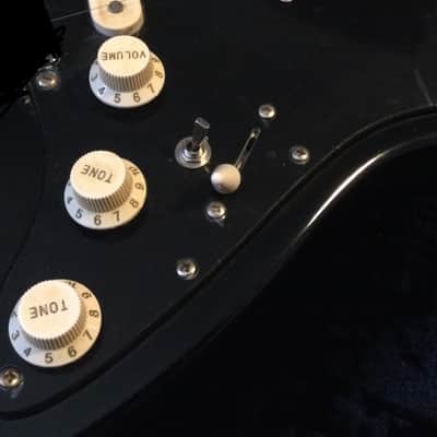 David Gilmour/Pink Floyd  Loaded Stratocaster Pickguard with 7 -WAY MOD & Black SSS set/3 knobs/1 tip image 4