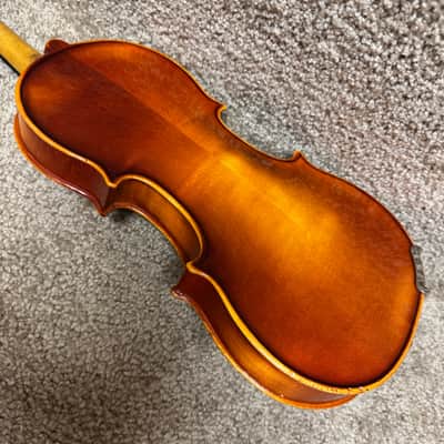 Unlabeled Violin 1/2 Size w/ Case & Bow image 4