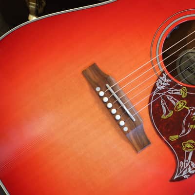 Minty! 2017 Gibson Hummingbird Standard Dreadnought Acoustic Guitar Cherry Sunburst + OHSC image 4