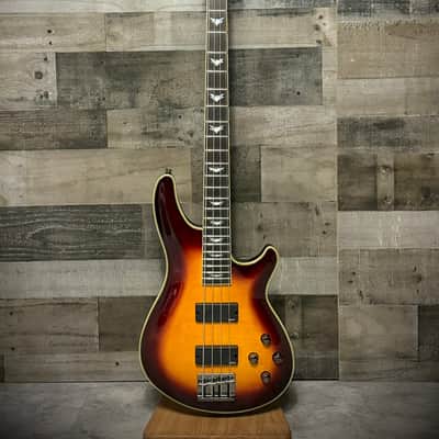 Schecter Omen Extreme-4 Sunburst Electric Bass Guitar (2048) image 2