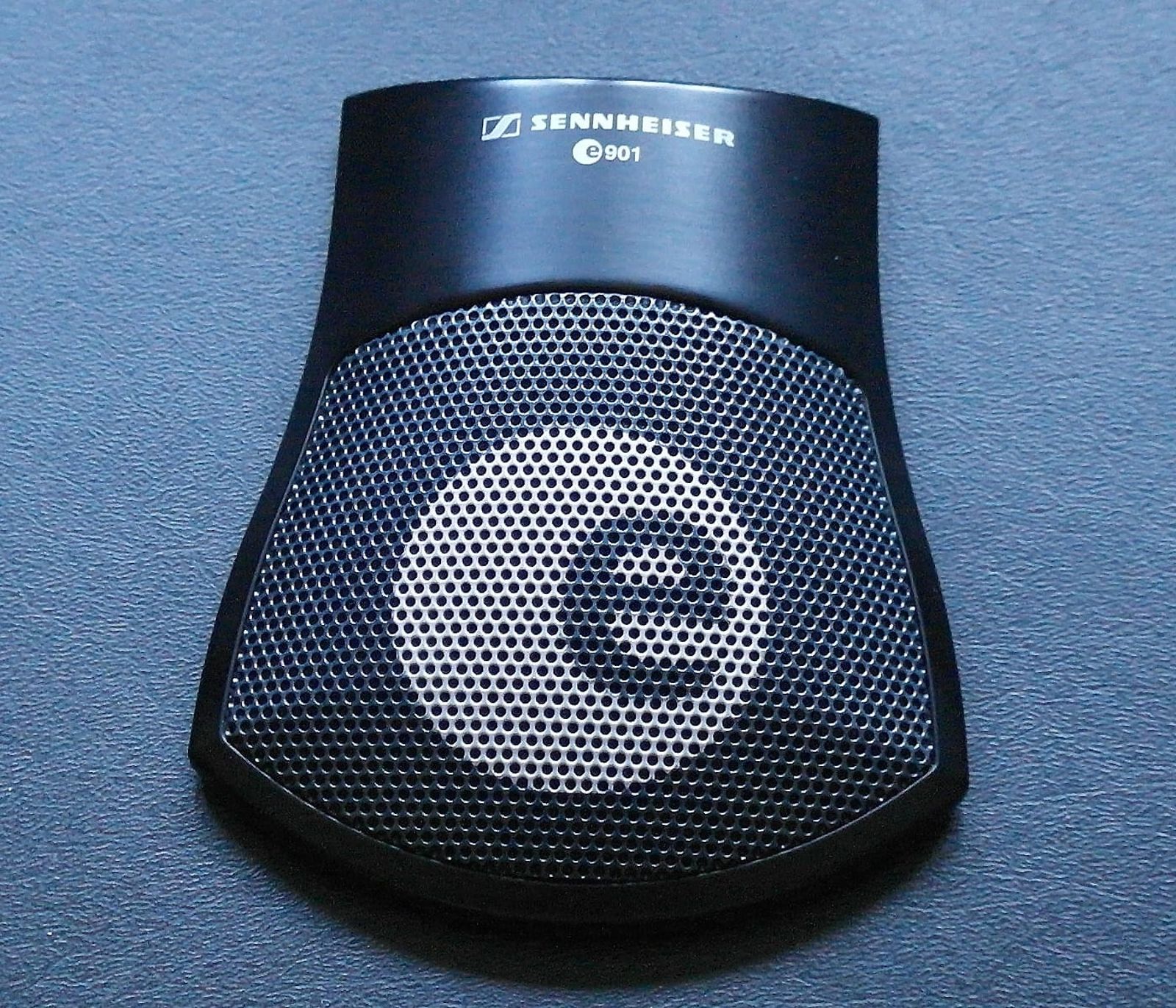 Sennheiser e901 Boundary Microphone | Reverb