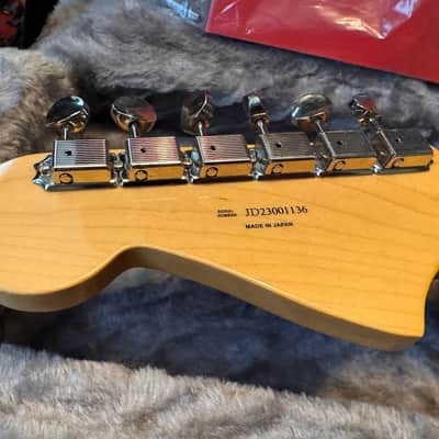 Fender MIJ Traditional II Late '60s Jazzmaster 2023 - 3-Color Sunburst image 3