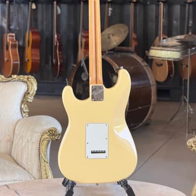 FENDER 1991 Jeff Beck Signature Stratocaster 1993 - Vintage White image 9