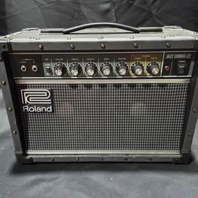 Roland JC-22 Jazz Chorus 2-Channel 30-Watt 2x6.5" Guitar Combo 2016 - Present - Black image 1