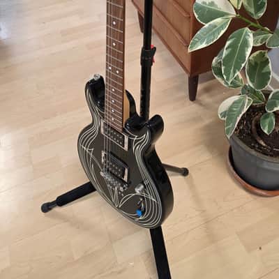 Jackson JJ4 Scott Ian MIJ JAPAN 2000 Black Tribal Tattoo Graphic LP JR Junior DC Anthrax Signature Pro Guitar with Killswitch and New ESP hard case image 9