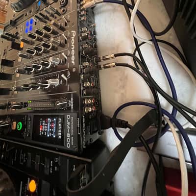 Pioneer DJM-800 4-channel DJ Mixer with Effects 2010s - Black image 4