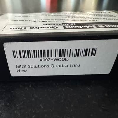 **LIKE NEW-IN BOX-ONE OWNER**MIDI Solutions Quadra Thru 4 Output MIDI Thru Box 2010s - Black image 8
