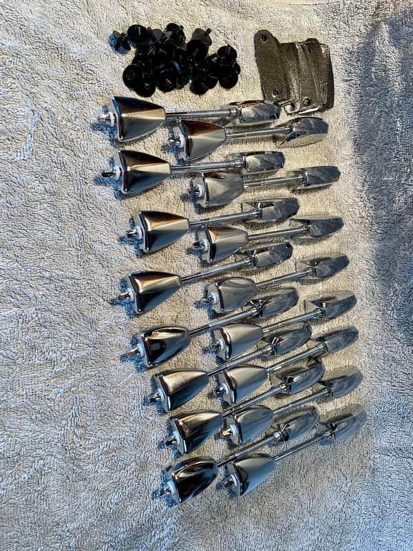 Pearl Bass Drum Claws, Lugs, and Tension Rods (16 pcs) image 1