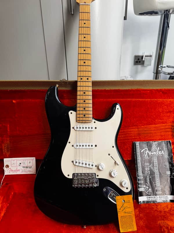 Fender Eric Clapton Stratocaster 2006 - Present - Black image 1