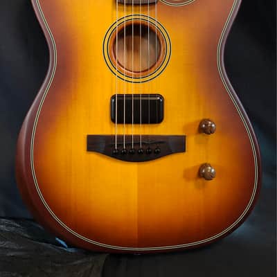 Mint Fender Acoustasonic Standard Telecaster, Honey Burst 2025 image 1