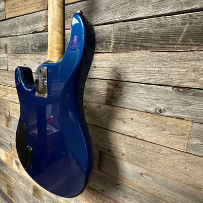 Ernie Ball Music Man Sterling 4 H with Maple Neck & Rosewood Fretboard 2005 Blue Pearl image 10