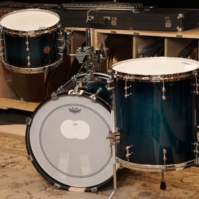 Gretsch 12/16/20/6.5x14" New Classic Drum Set - Colbalt Sparkle Fade image 15