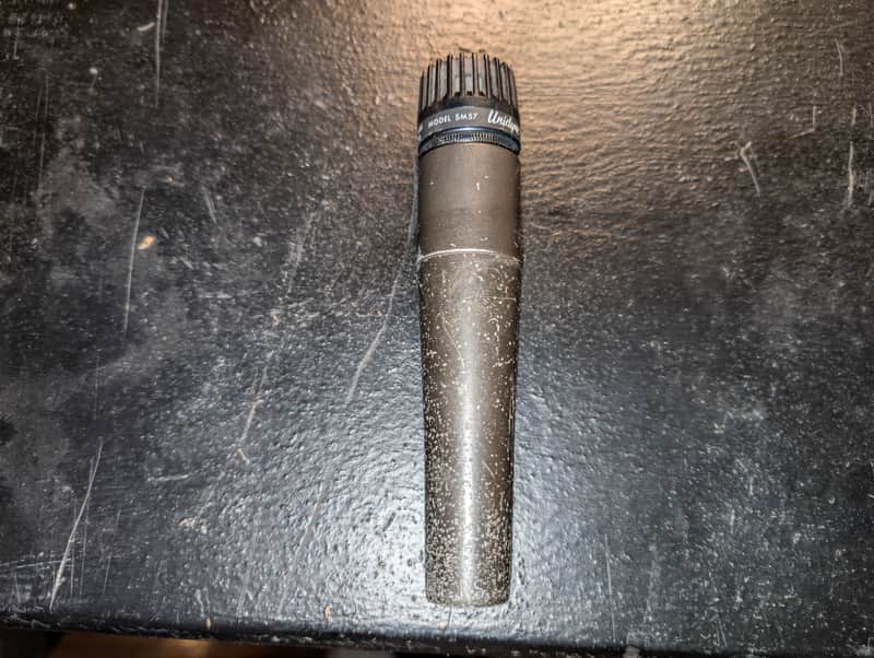 Shure Unidyne III SM57 Cardioid Dynamic Microphone | Reverb Canada