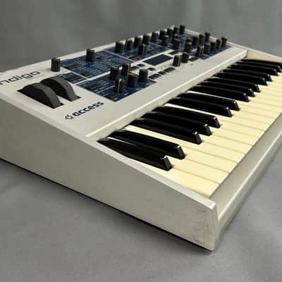 Access Virus Indigo 2 37-Key Digital Synthesizer 2002 - White image 8