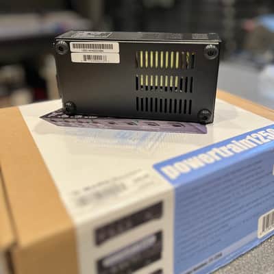 Pedaltrain Powertrain 1250 Multi-Output Pedalboard Power Supply image 3