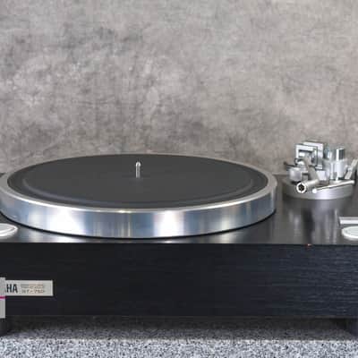 YAMAHA GT-750 Direct Drive Record Player Turntable in Very Good Condition image 9