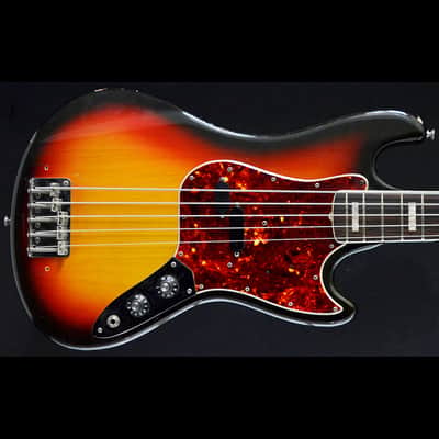 Fender V 1970 - 3 Tone Sunbursst image 1