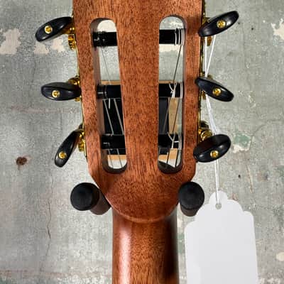 Alvarez Regent Series RC26HCE Hybrid Acoustic Electric Guitar - Natural image 9