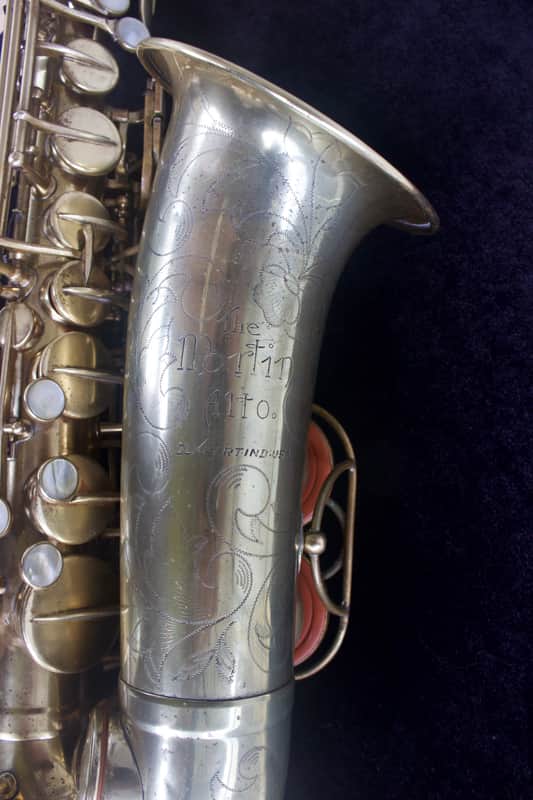 Martin Commitee III alto saxophone 1947 - Bare brass image 1