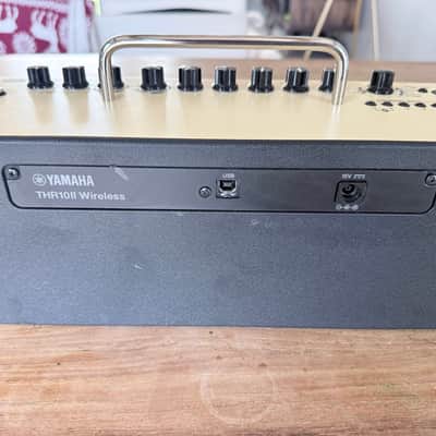 Yamaha THR10II-WL 20-Watt 2x3" Wireless Stereo Digital Modeling Guitar Combo 2019 - Present - Tan image 3