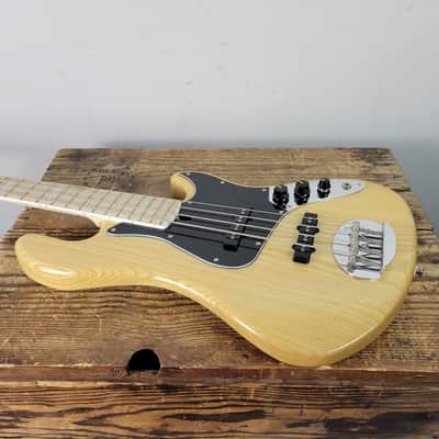 2018 Lakland Skyline Darryl Jones DJ-4 - Natural image 7