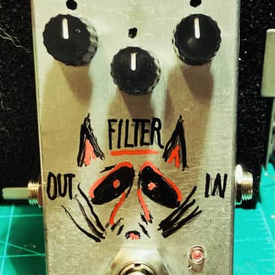 Wakefield Circuits Mus Maximus (RAT Distortion) 2025 - Handpainted image 1