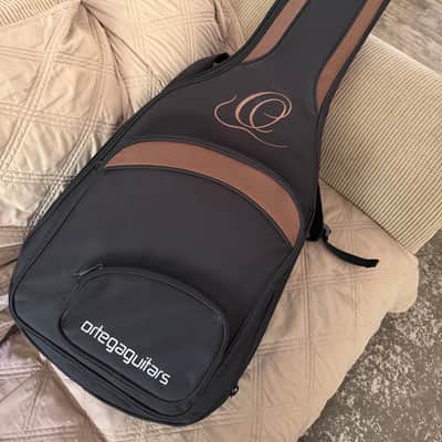 Ortega Family Series Pro 7-String Solid Top Nylon Classical Guitar w/ Bag image 2
