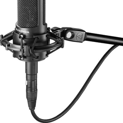 Audio Technica AT2035 Large Diaphragm Cardioid Condenser Microphone & SM
