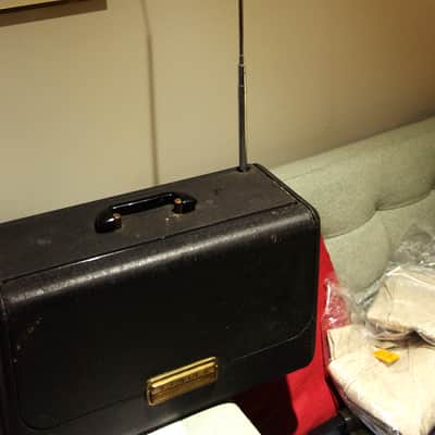 Zenith Zenith Transoceanic Vintage Radio - Model H500 for restoration image 5