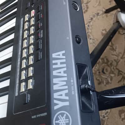 Yamaha MX49 Synthesizer 2016 - Present - Black