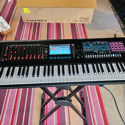 Roland Fantom 7 Workstation, B-stock Roland UK. Excellent condition. Full 2yr warranty