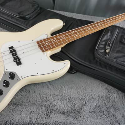 Fender Jazz Bass 1995 - White Japan Bass Guitar image 22