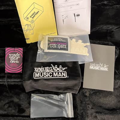 Ernie Ball Music Man StingRay Special 5 Purple Sunset (086) image 8