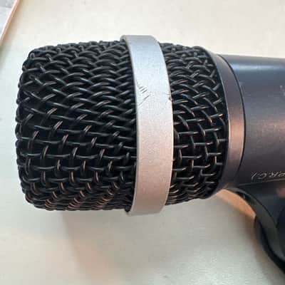 AKG D40 Cardioid Dynamic Instrument Mic 2010s - Black image 4
