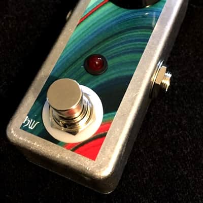 Saturnworks Active Volume Pedal with Switch + Buffer - Handcrafted in California.