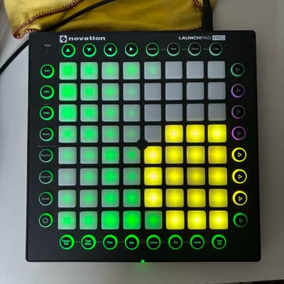 Novation Launchpad Pro MKII Pad Controller 2015 - 2020 - Black image 2