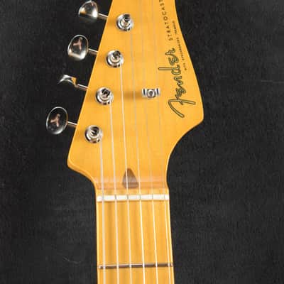 Mint Fender Vintera III Late '50s Stratocaster 3-Color Sunburst Maple Fingerboard image 5