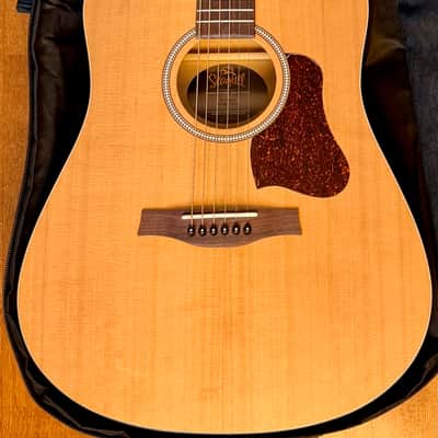 Seagull S6 Cedar Original Acoustic Guitar 2012 - Natural image 1