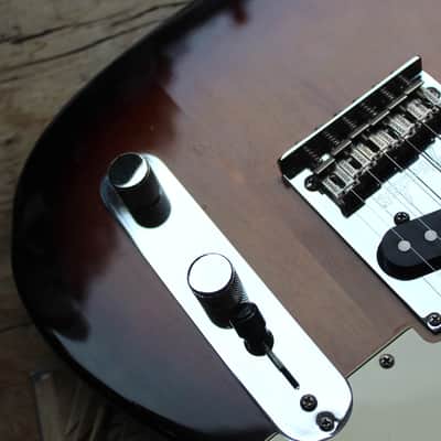 Fender American Standard Telecaster, Maple Fingerboard, 3-Color Sunburst, HARDCASE, 3, 84 KG image 7