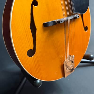 Kentucky KM-152 Standard A-Style Mandolin Amber Top Finish w/ Gig Bag image 6