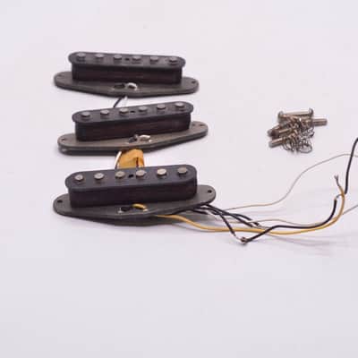 1979-1980 Vintage Set of Fender Stratocaster Pickups Gray Bottom Flat-Pole 100% Original 1970's with Springs and Screws image 6