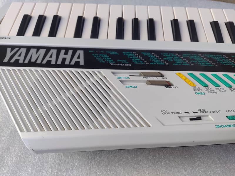 YAMAHA SHS-200 FM Digital Keyboard with MIDI Keytar | Reverb