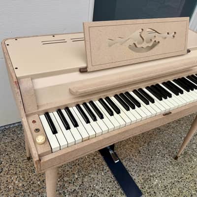 Vintage 1960 Wurlitzer model 120 Electric piano - Worldwide Shipping! image 8