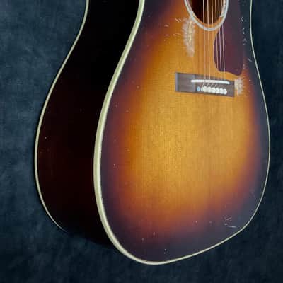 Gibson Custom 1942 Banner J-45 Reissue, Heavy Aged, Vintage Sunburst image 4