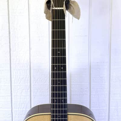 Martin 00-28 w/Case M2980843 image 3